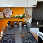 Apartman Casa Elvy Al *