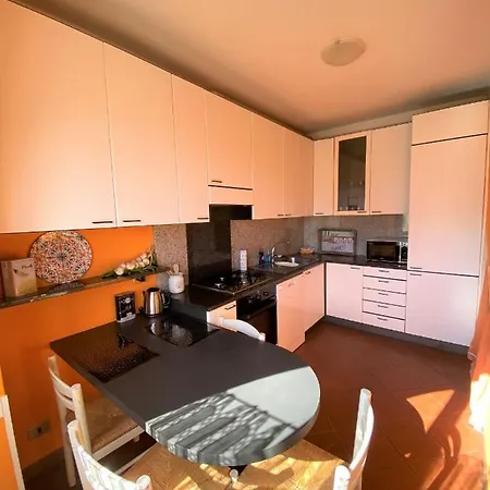 アパート Casa Elvy Al *